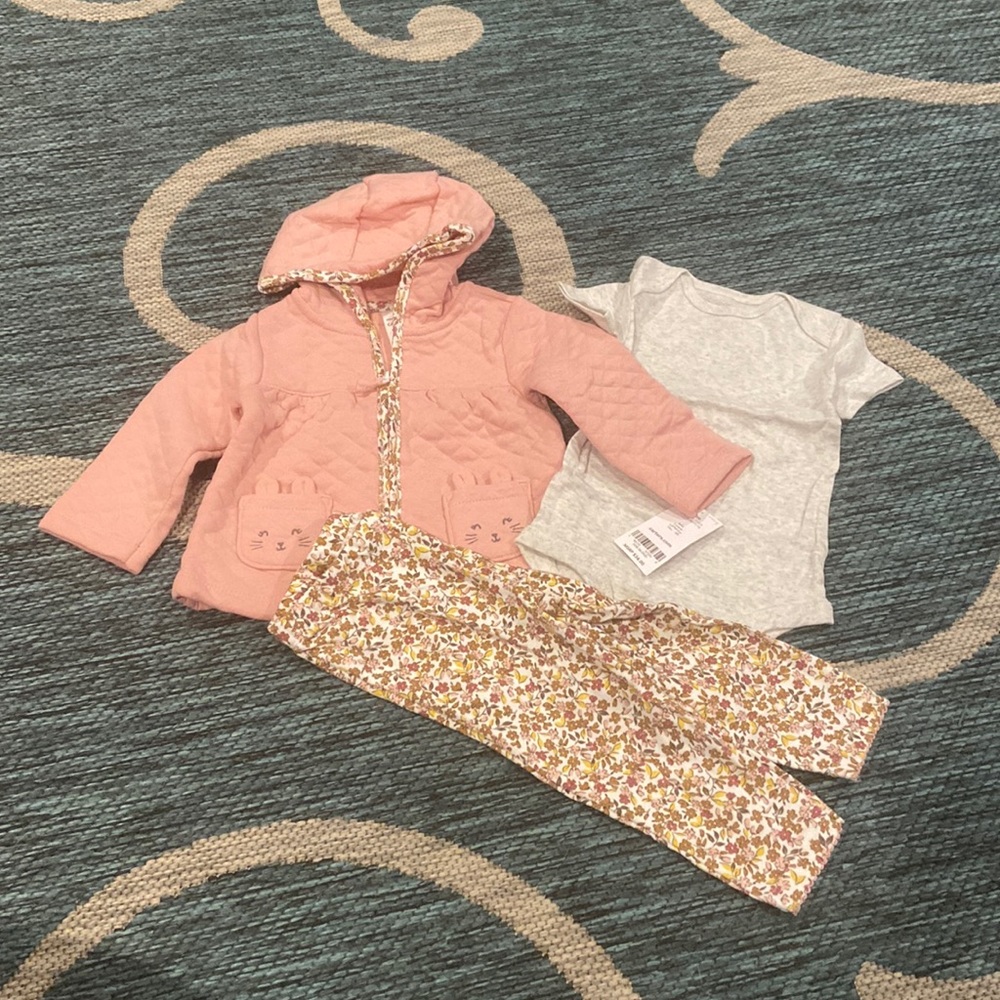 Carter’s 3 pc set. 12 months NWT